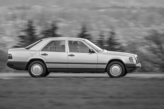Mercedes-Benz W 124: nejaerodynamičtější (1985) | Automobil Revue